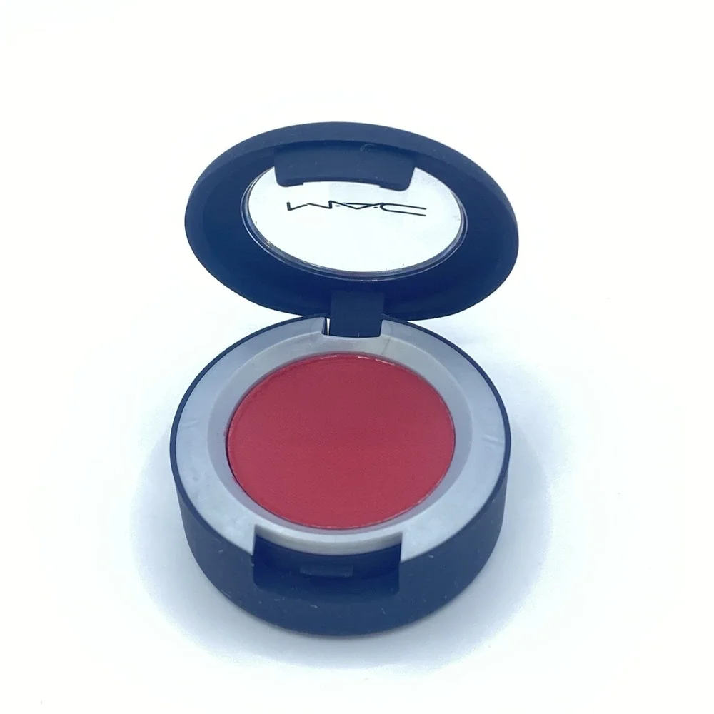 Mac Powder Kiss Soft Matte Eyeshadow Werk, Werk, Werk  0.05 oz NWOB